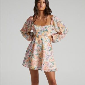 NWT SHOWPO EBONEE MINI DRESS - PUFF SLEEVE CUT OUT DRESS IN FLOWER CROWN
